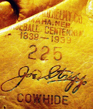 Centennial Glove - Joe Stripp's Baseball School Close Up